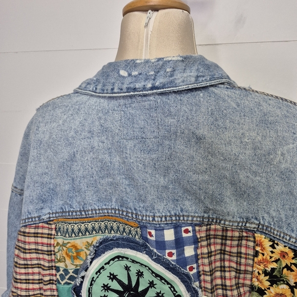 Upcycled Zara Patchwork Cropped Raw Hem Jean Jacket Size L - Picture 3 of 10